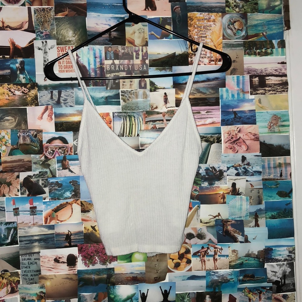 BRANDY MELVILLE V CUT WHITE TANK TOP